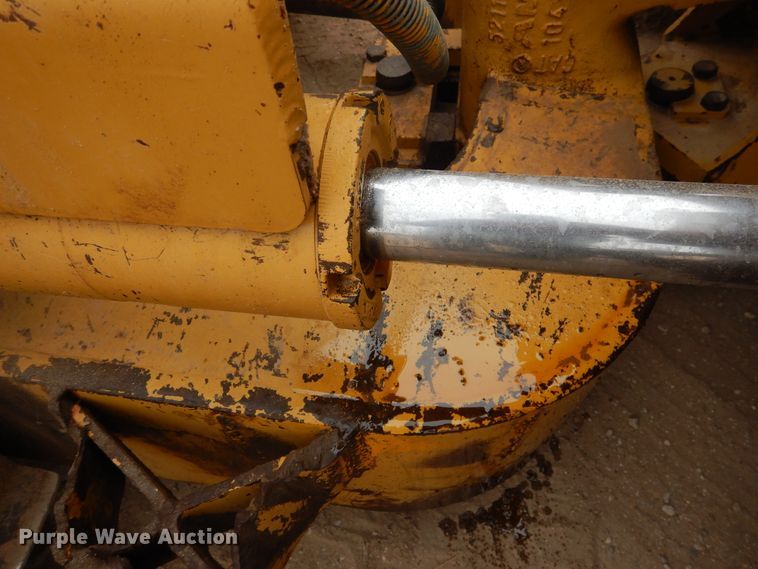 image for item DG8357 2005 Caterpillar D6N XL  dozer