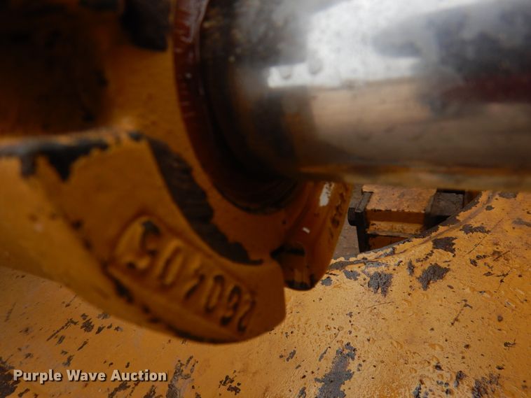 image for item DG8357 2005 Caterpillar D6N XL  dozer