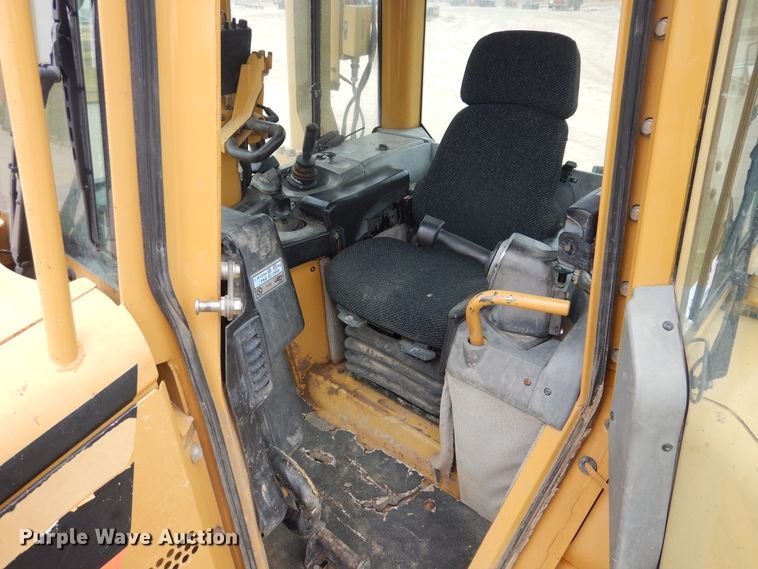 image for item DG8357 2005 Caterpillar D6N XL  dozer