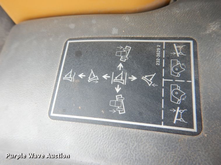 image for item DG8357 2005 Caterpillar D6N XL  dozer