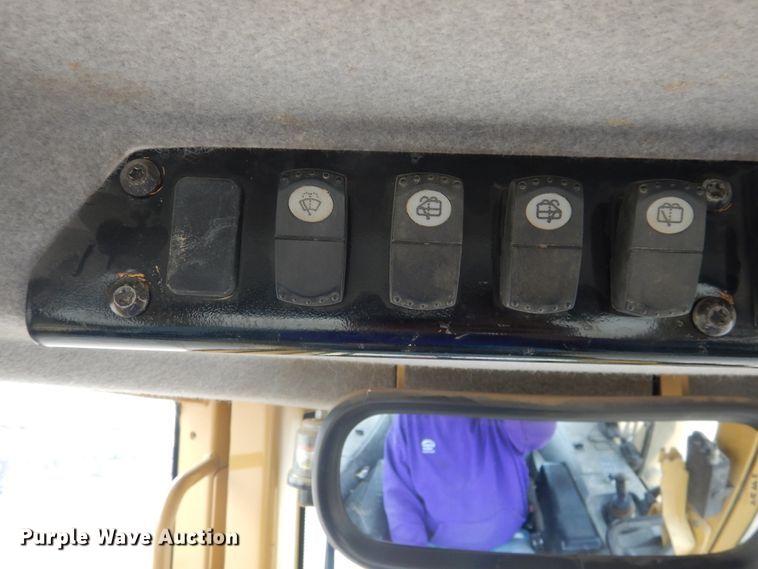 image for item DG8357 2005 Caterpillar D6N XL  dozer