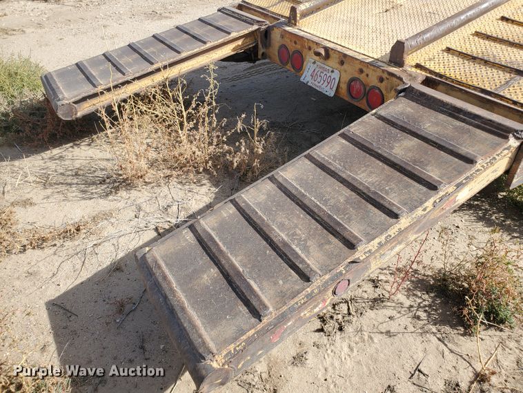 image for item DI5012 2005 Trail King TK70RG-442 drop deck equipment trailer