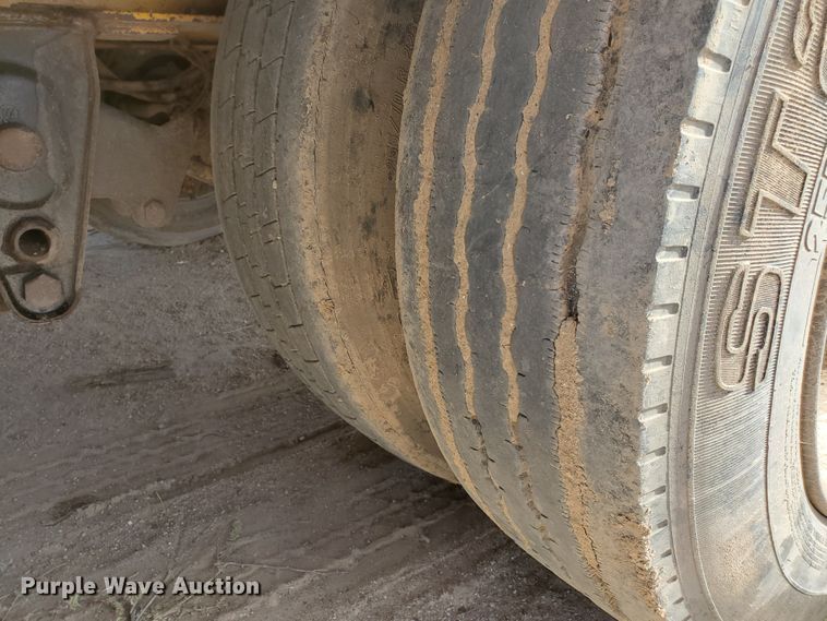 image for item DI5012 2005 Trail King TK70RG-442 drop deck equipment trailer