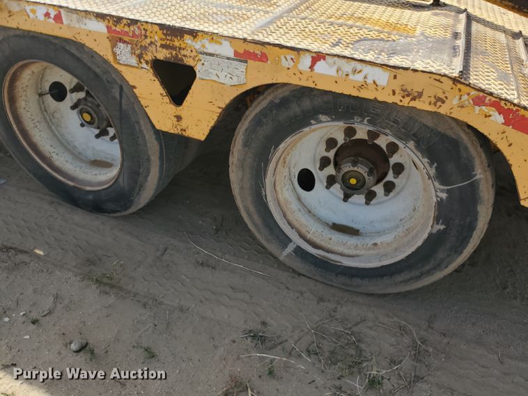 image for item DI5012 2005 Trail King TK70RG-442 drop deck equipment trailer