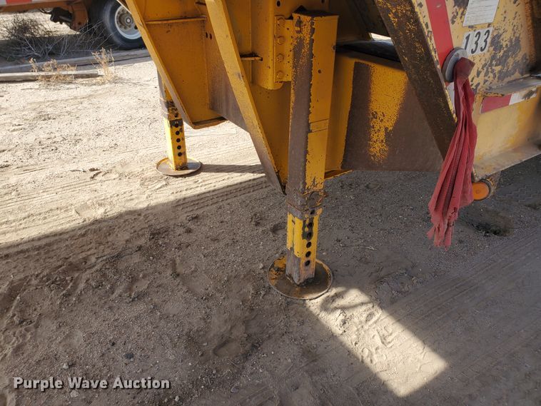 image for item DI5012 2005 Trail King TK70RG-442 drop deck equipment trailer