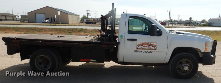 image for item DJ4749 2009 Chevrolet Silverado 3500HD  winch truck