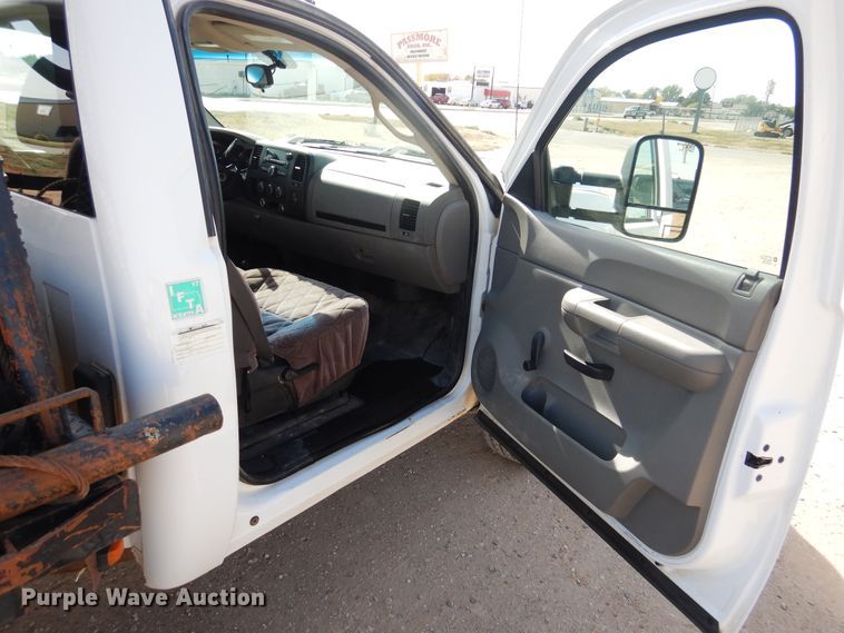 image for item DJ4749 2009 Chevrolet Silverado 3500HD  winch truck