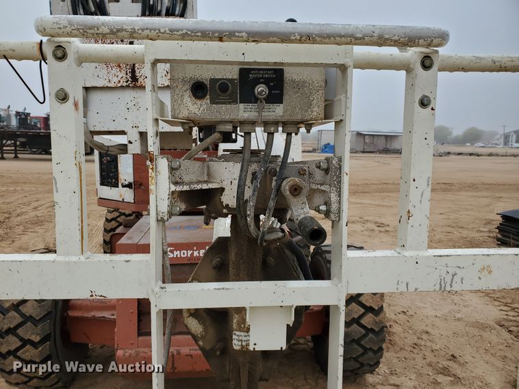 image for item GR9287 2004 Snorkelift UNO  boom lift