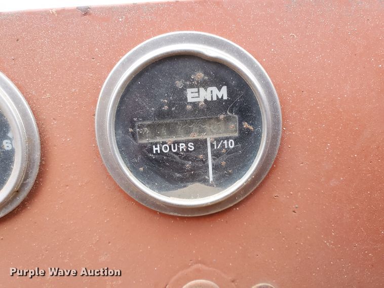 image for item GR9287 2004 Snorkelift UNO  boom lift