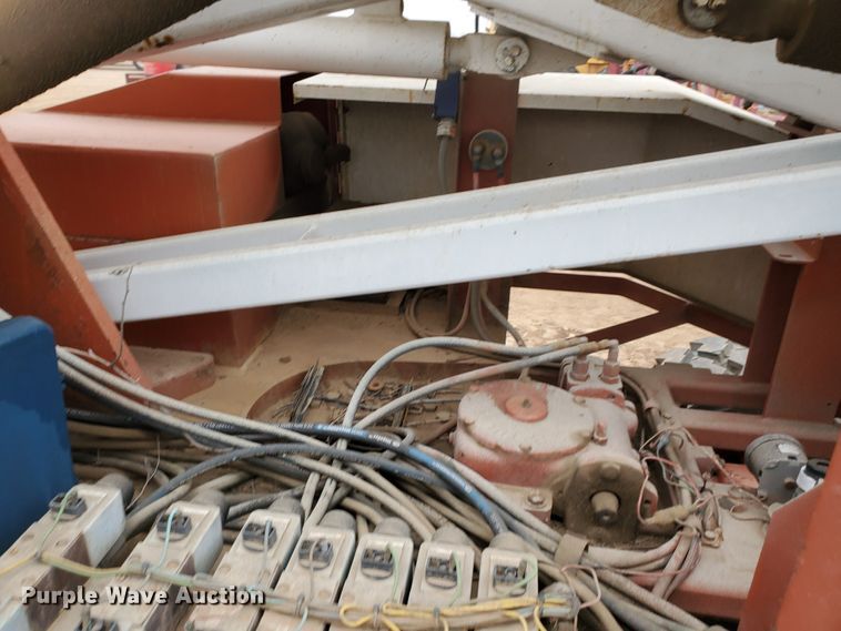 image for item GR9287 2004 Snorkelift UNO  boom lift