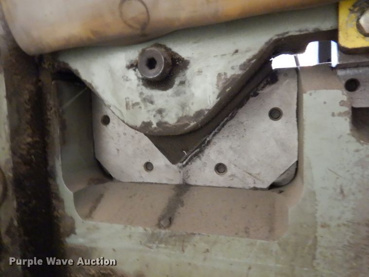 image for item GR9300 Piranha P50 ironworker