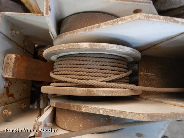 image for item GR9316 Auto Crane 3203 crane