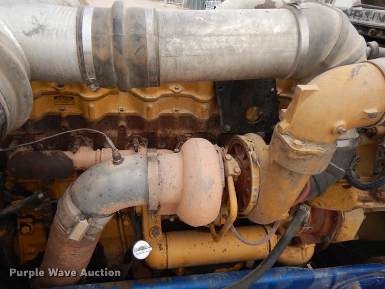 image for item HN9439 1994 Peterbilt 379  semi truck