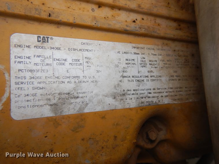 image for item HN9439 1994 Peterbilt 379  semi truck