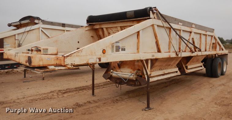 image for item HN9440 1989 Ranco bottom dump trailer