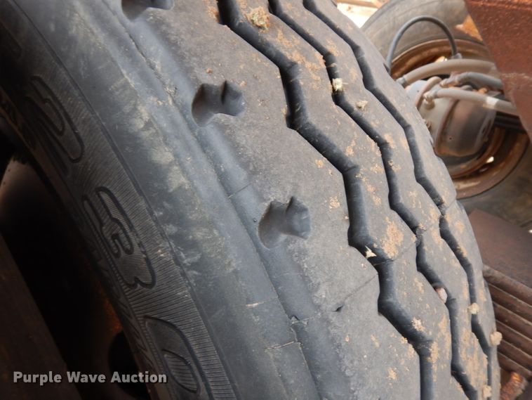 image for item HN9440 1989 Ranco bottom dump trailer