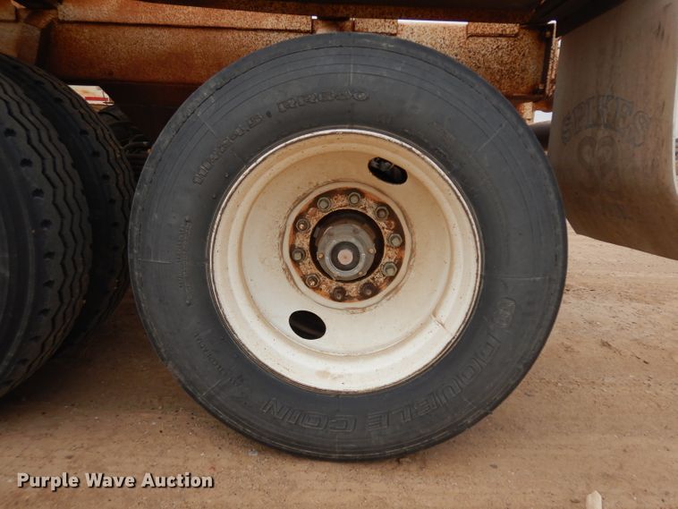 image for item HN9440 1989 Ranco bottom dump trailer