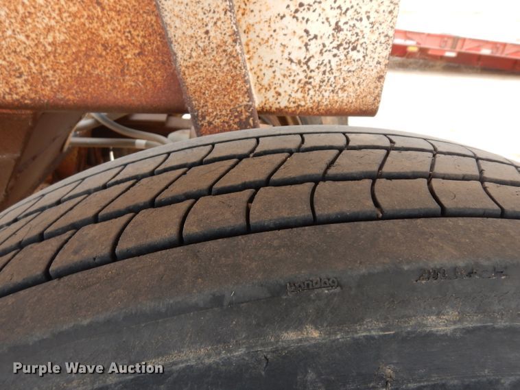 image for item HN9440 1989 Ranco bottom dump trailer