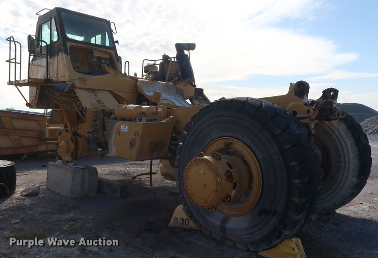 image for item DG7025 1999 Caterpillar 775D   haul truck