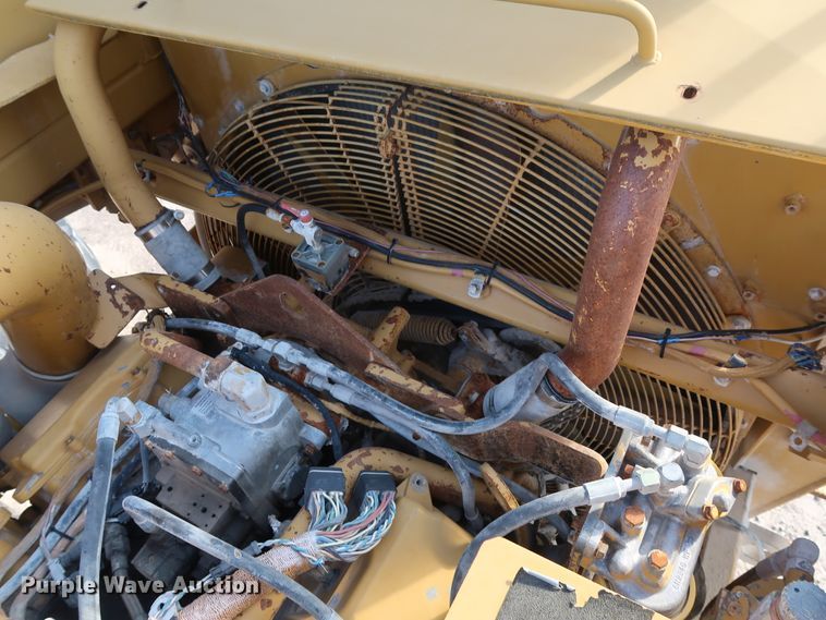 image for item DG7025 1999 Caterpillar 775D   haul truck