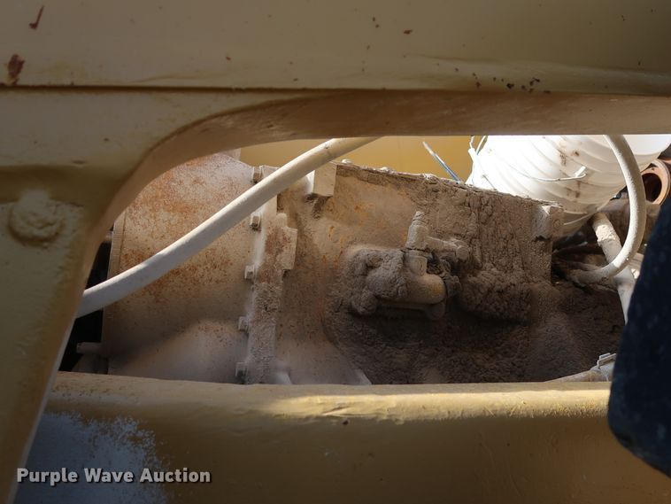 image for item DG7025 1999 Caterpillar 775D   haul truck