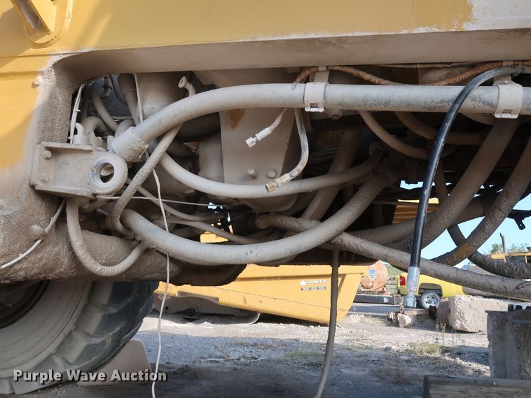 image for item DG7025 1999 Caterpillar 775D   haul truck