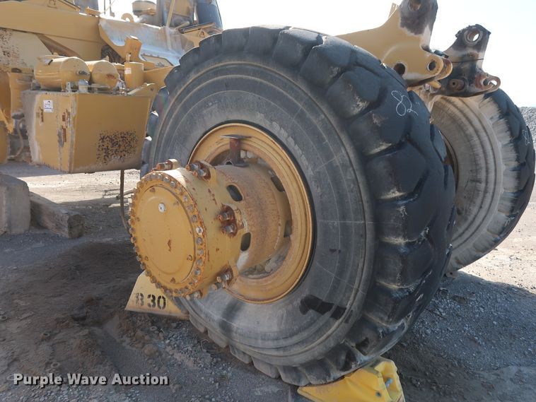 image for item DG7025 1999 Caterpillar 775D   haul truck