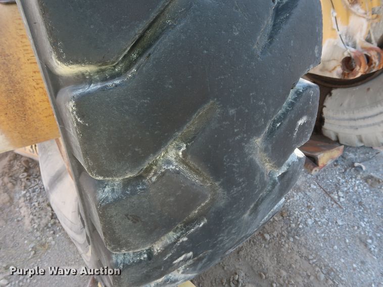 image for item DG7025 1999 Caterpillar 775D   haul truck