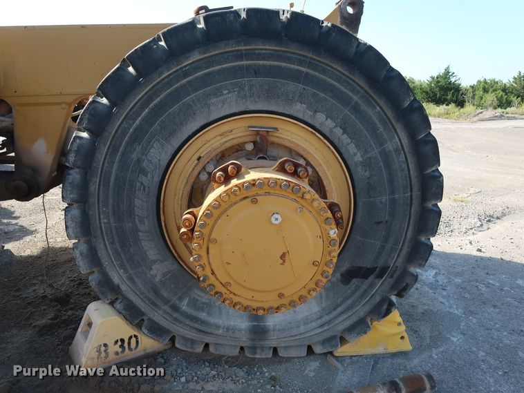 image for item DG7025 1999 Caterpillar 775D   haul truck