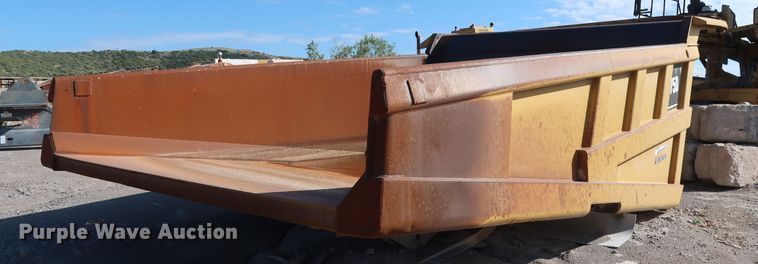 image for item DG7025 1999 Caterpillar 775D   haul truck