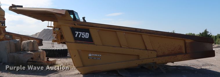 image for item DG7025 1999 Caterpillar 775D   haul truck