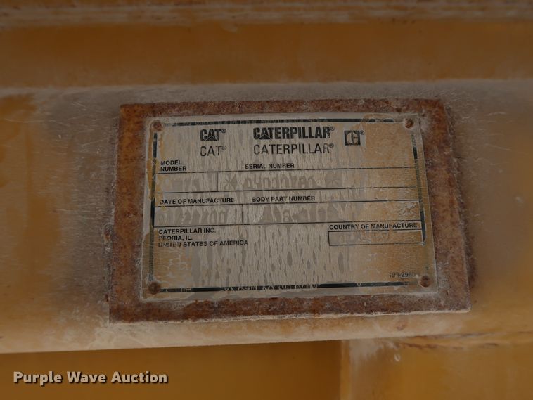 image for item DG7025 1999 Caterpillar 775D   haul truck