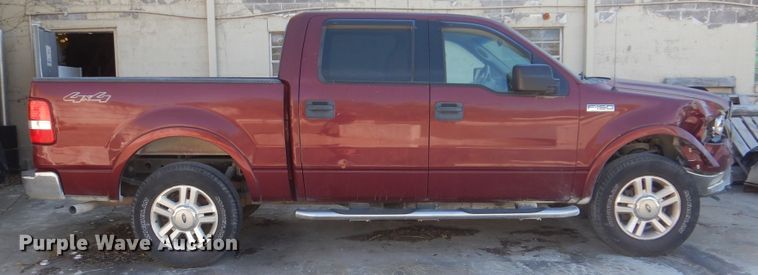 image for item DI0498 2004 Ford F150 XL  SuperCrew pickup truck
