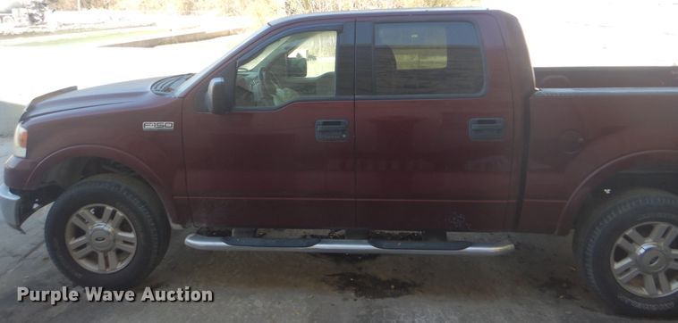 image for item DI0498 2004 Ford F150 XL  SuperCrew pickup truck