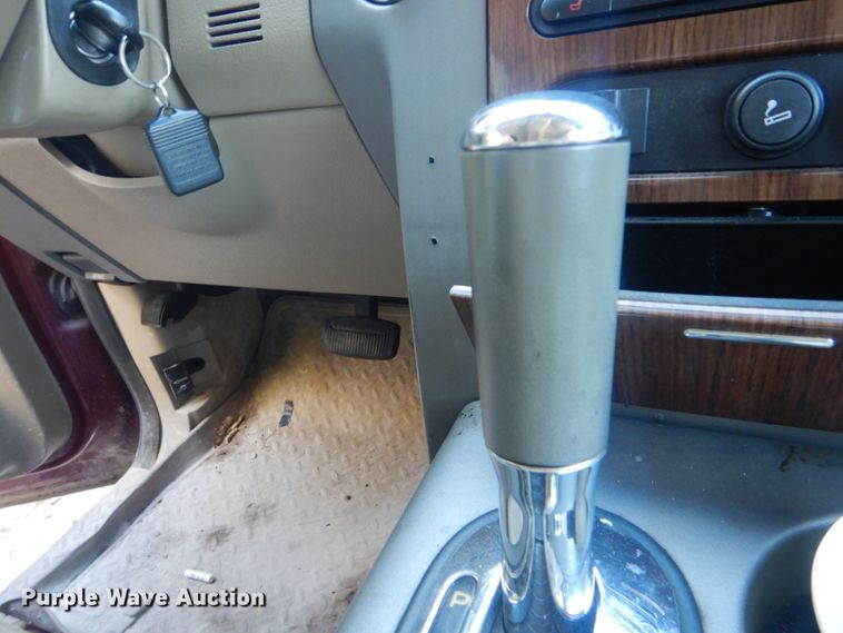 image for item DI0498 2004 Ford F150 XL  SuperCrew pickup truck