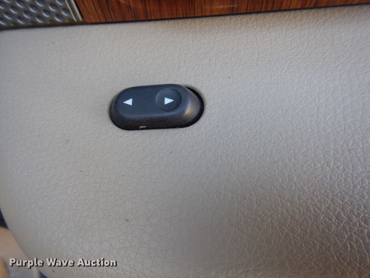 image for item DI0498 2004 Ford F150 XL  SuperCrew pickup truck