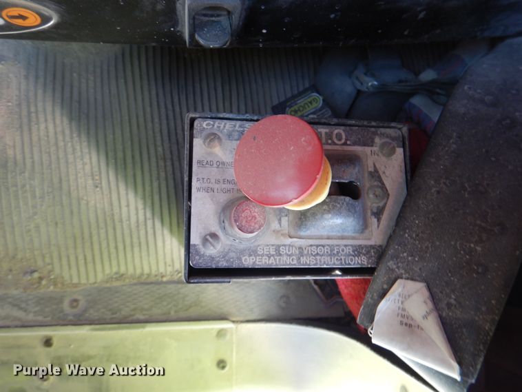 image for item DJ0326 2006 Kenworth T800  semi truck