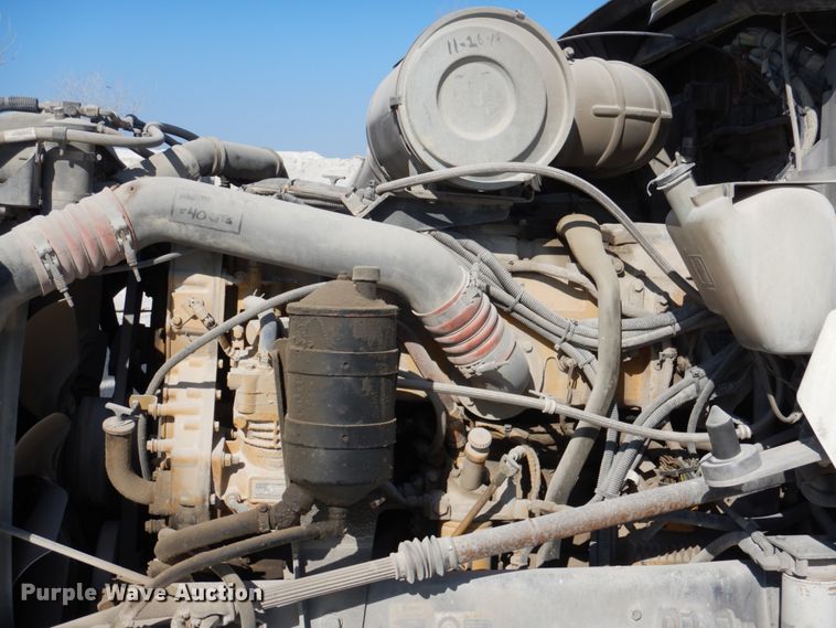 image for item DJ0326 2006 Kenworth T800  semi truck