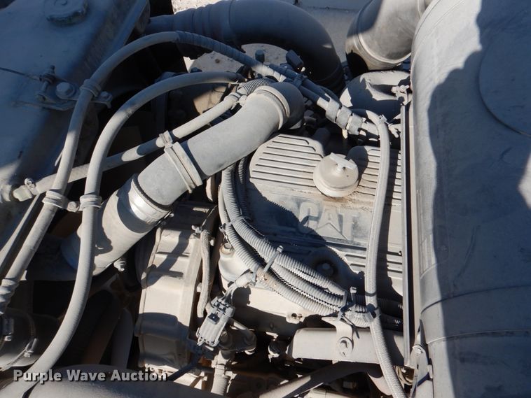 image for item DJ0326 2006 Kenworth T800  semi truck