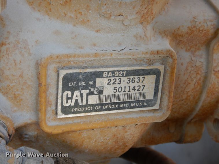 image for item DJ0326 2006 Kenworth T800  semi truck