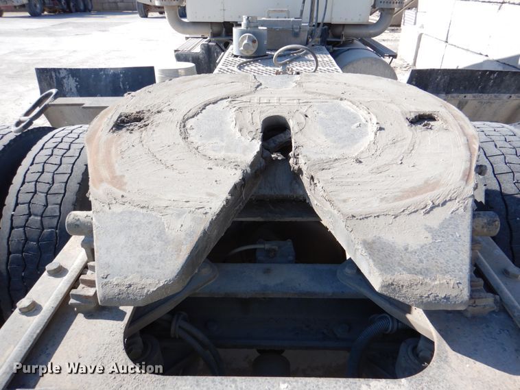 image for item DJ0326 2006 Kenworth T800  semi truck