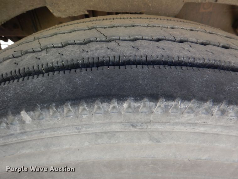 image for item DJ0326 2006 Kenworth T800  semi truck