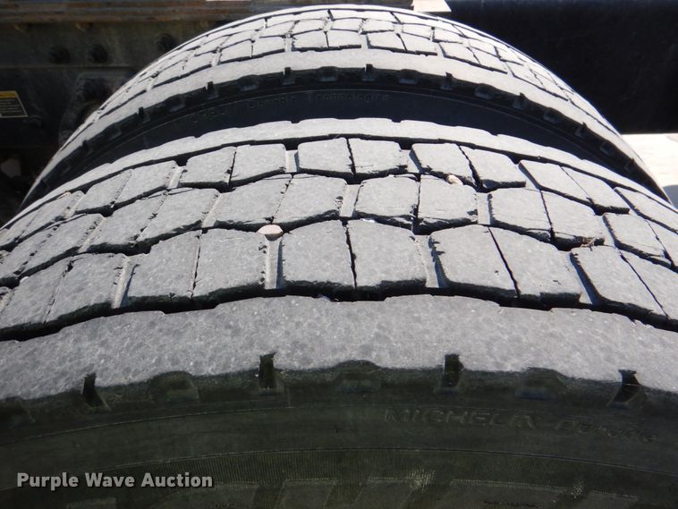 image for item DJ0326 2006 Kenworth T800  semi truck