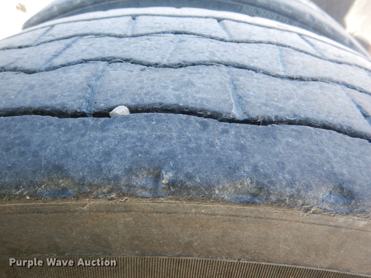 image for item DJ0326 2006 Kenworth T800  semi truck