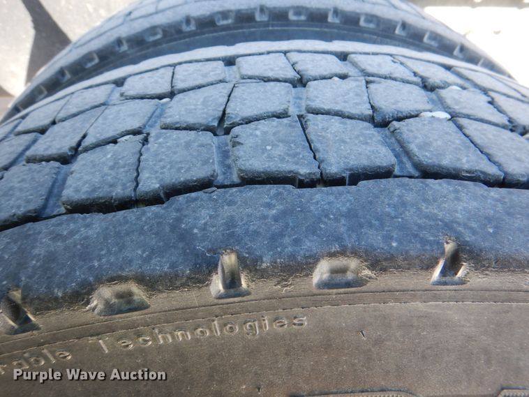 image for item DJ0326 2006 Kenworth T800  semi truck