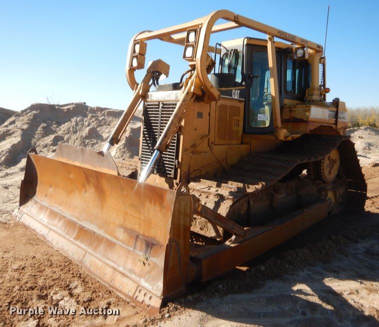 image for item DJ2049 2011 Caterpillar D6R LGP  dozer