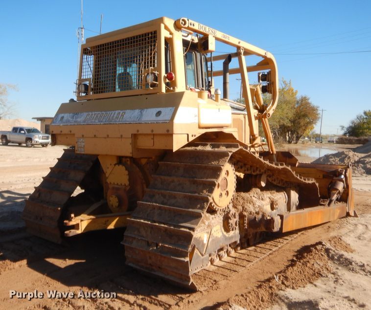 image for item DJ2049 2011 Caterpillar D6R LGP  dozer