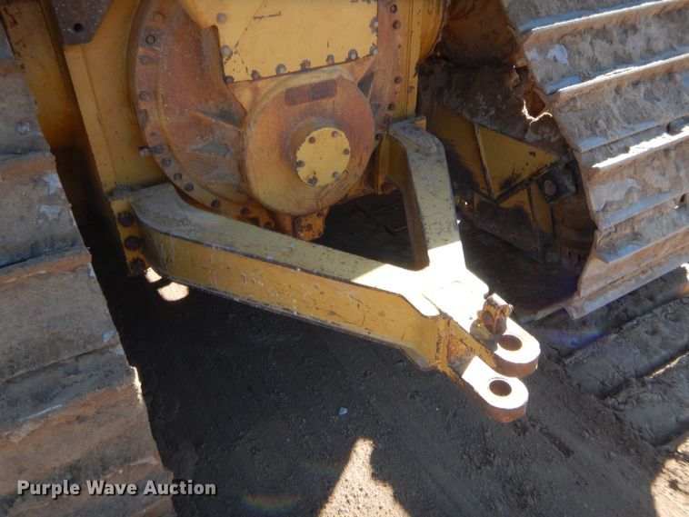 image for item DJ2049 2011 Caterpillar D6R LGP  dozer