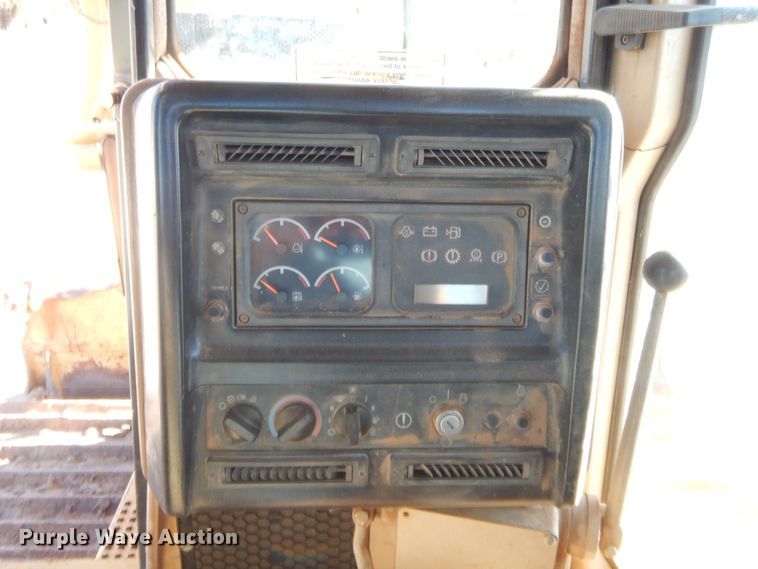 image for item DJ2049 2011 Caterpillar D6R LGP  dozer