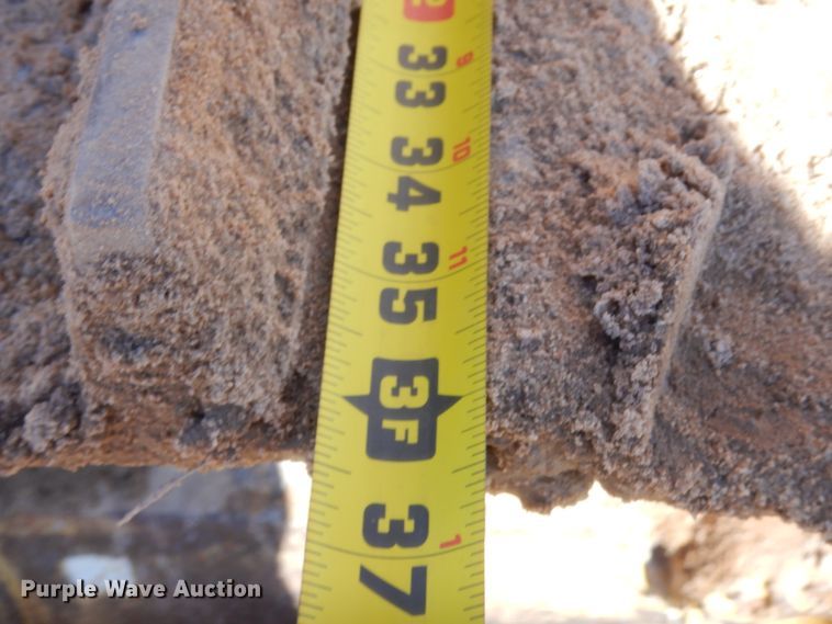 image for item DJ2049 2011 Caterpillar D6R LGP  dozer